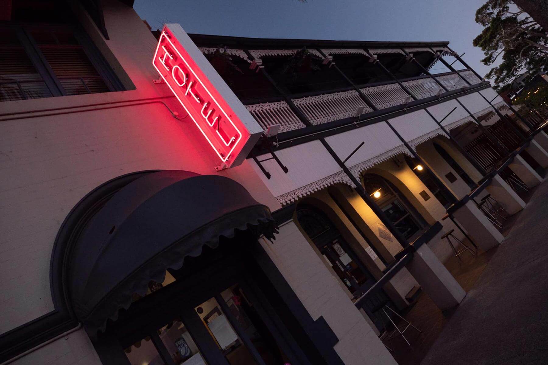 Only 30 metres to the Famous Waterloo Hotel and 180 Metres to Wynnum CBD